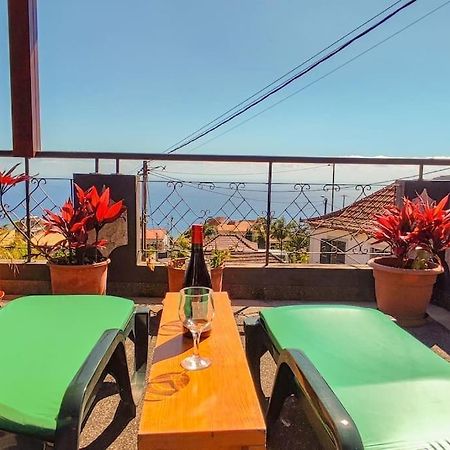 The Funny And Relax Apartment With Terrace & View Arco da Calheta  Exterior photo